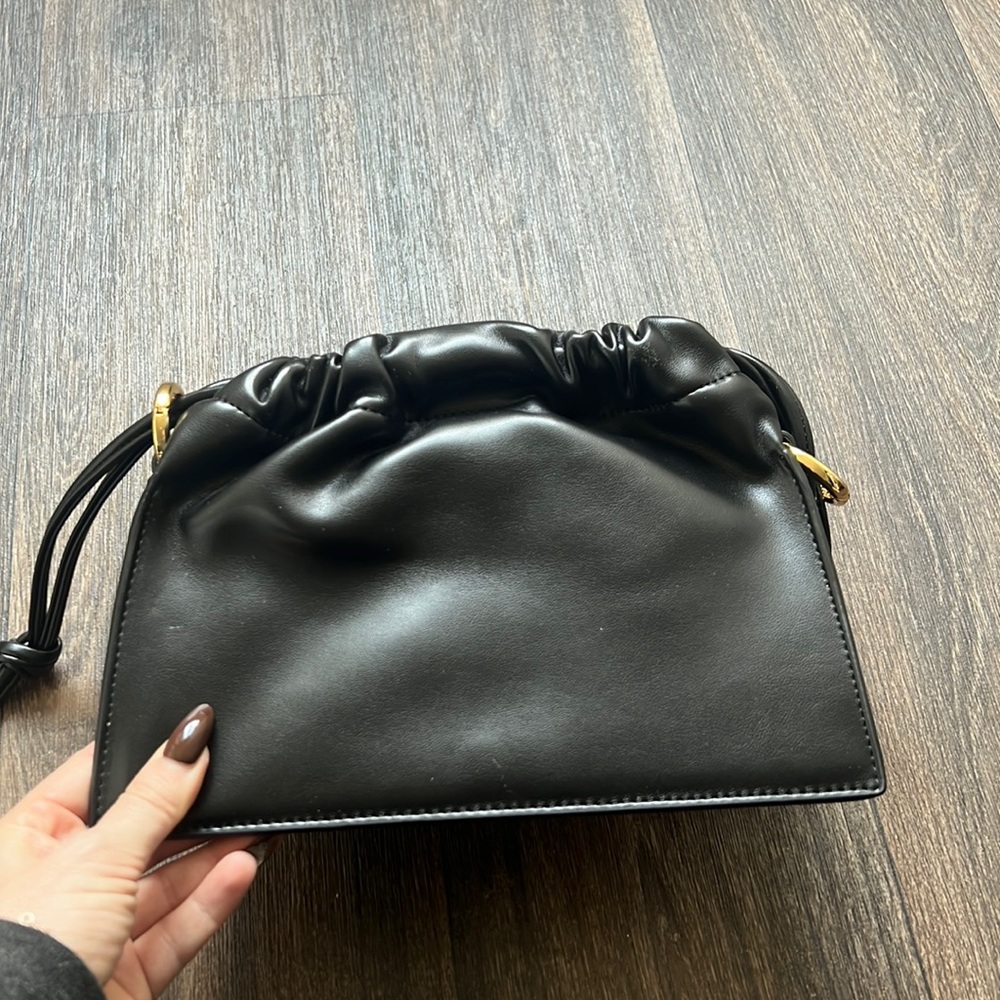 Drawstring Handbag - Black - Picture 2 of 6